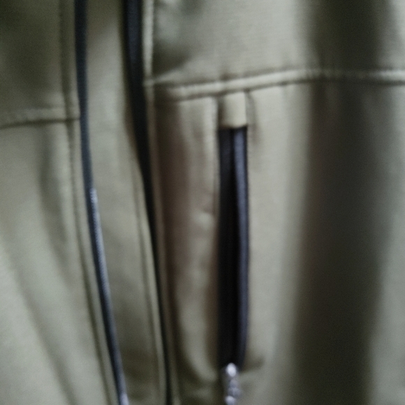 SWISS TECH JACKET - Picture 4 of 5